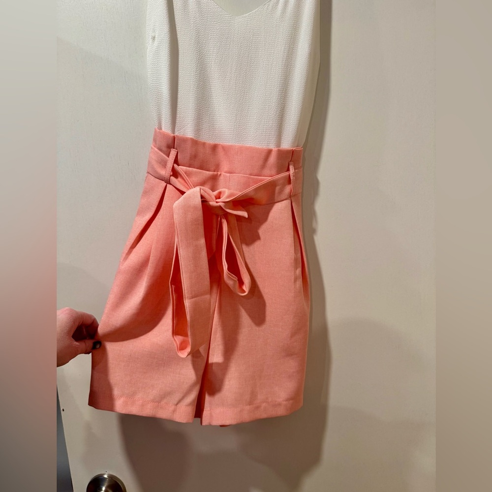 NWT romper - Picture 3 of 4